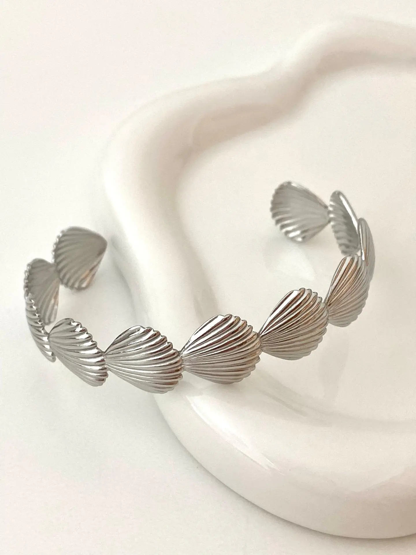 Frida bracelet 2