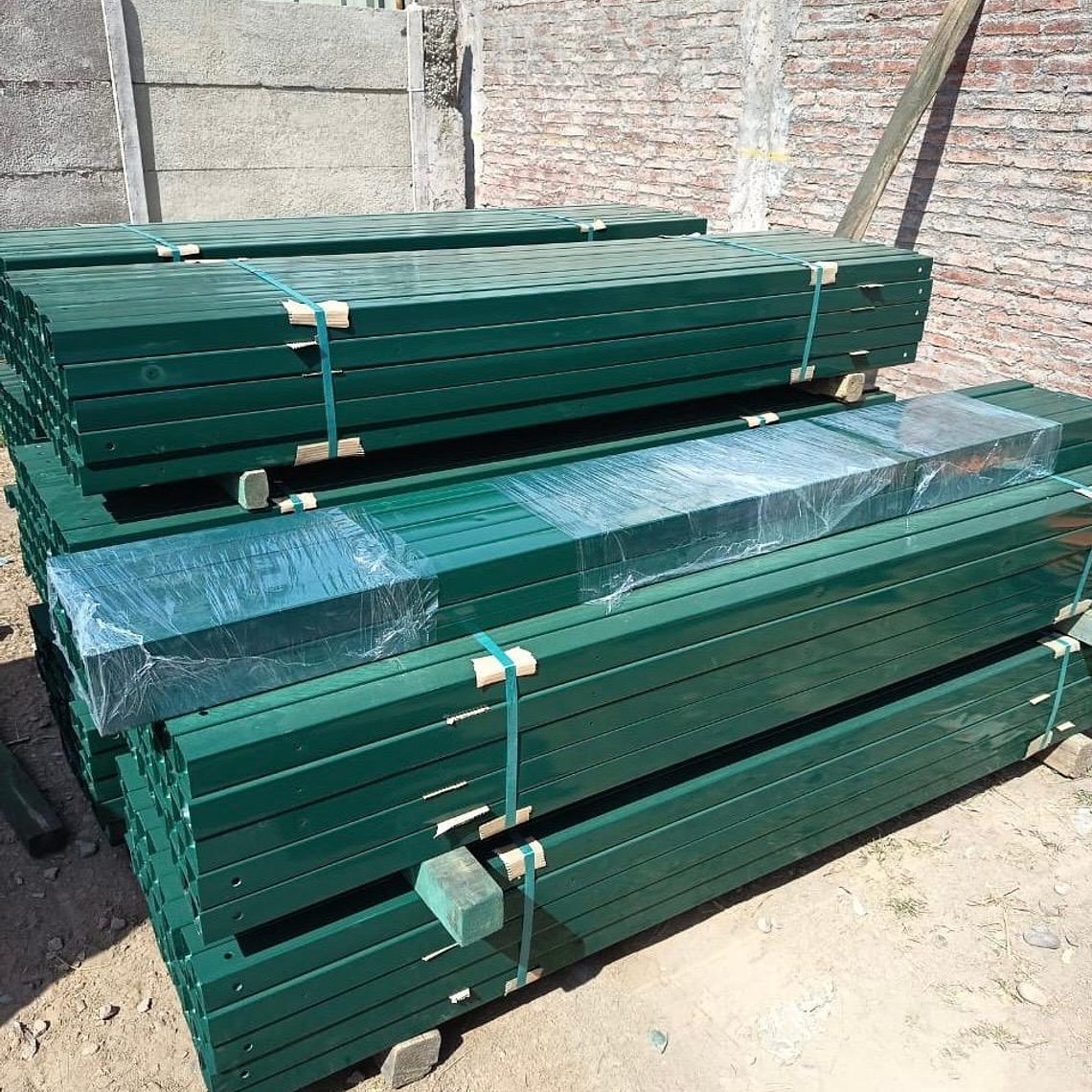 Postes para cierre perimetral 4