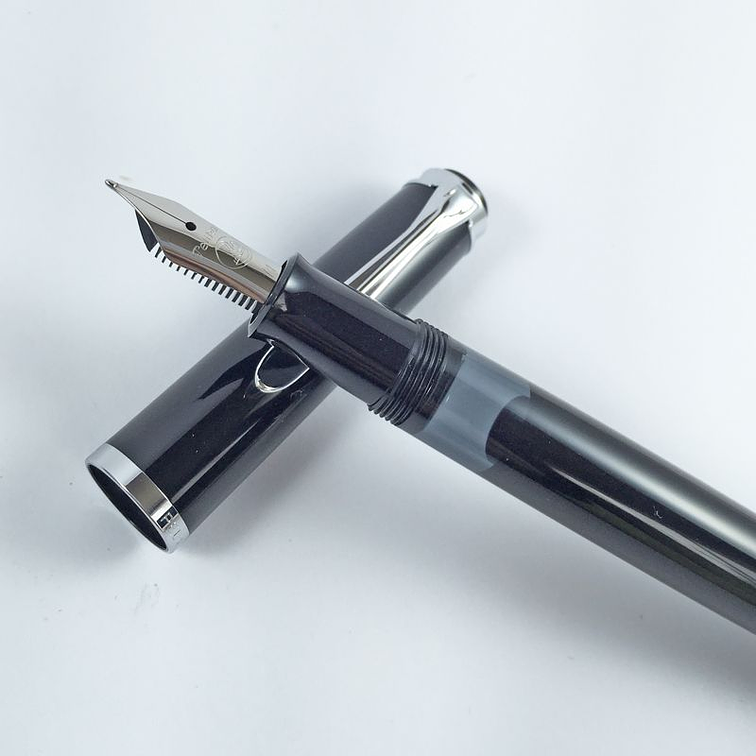 Pelikan - M205 - Negro