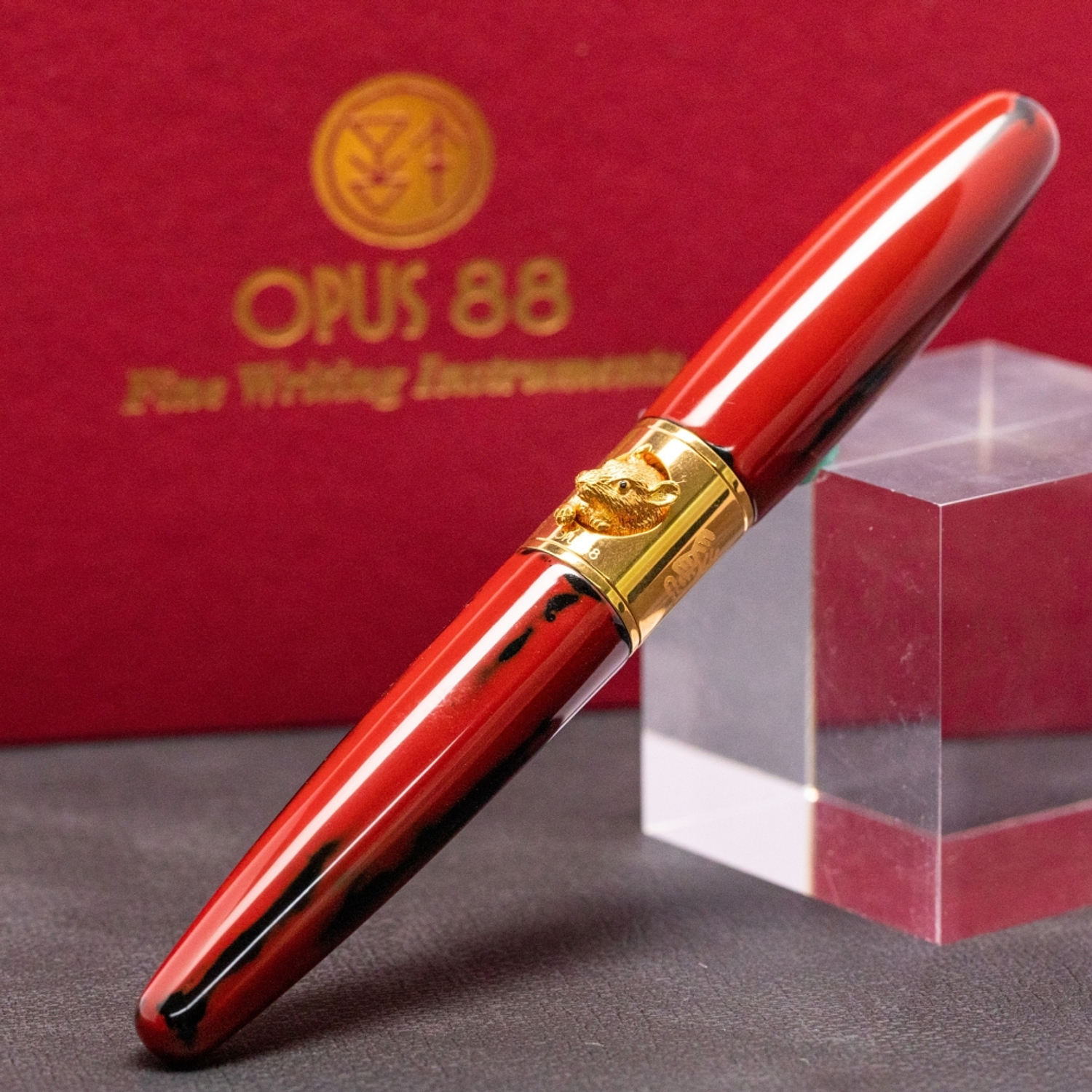 Pluma Opus88 Zodiaco oriental - Rata  2