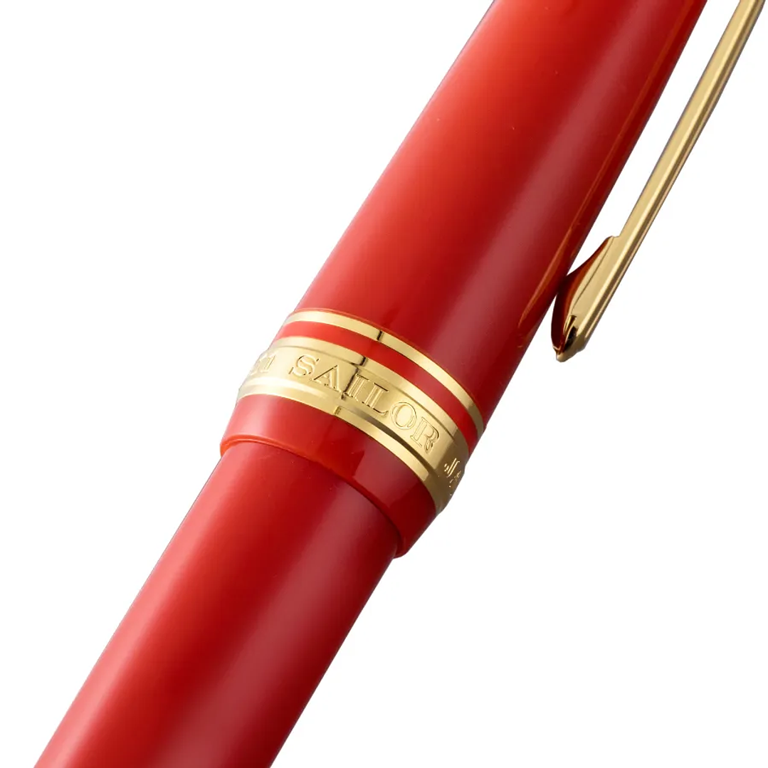 Sailor Pro Gear Slim Rojo – Terminación Dorado 3