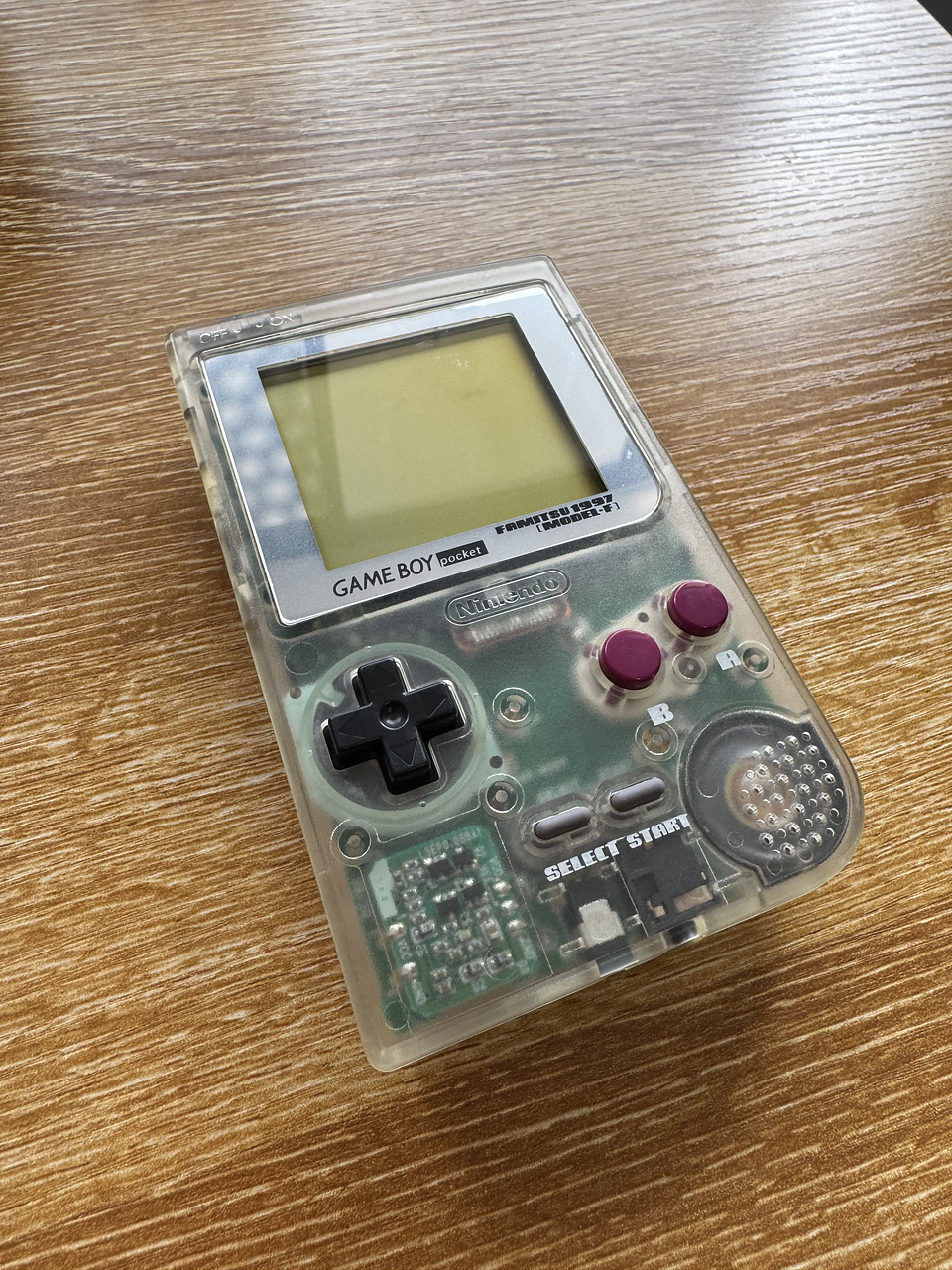 Nintendo Game Boy Pocket Clean  Famitsu Modelo Limitado F 2