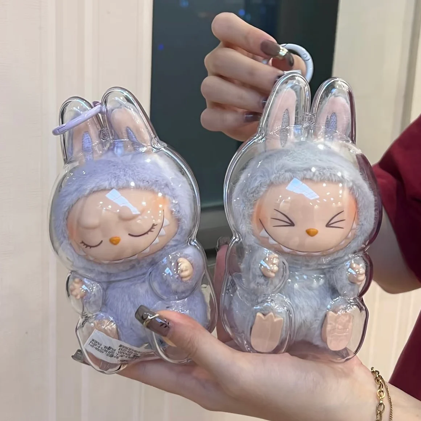 Protector acrílico para Labubu Have a Seat Series  3