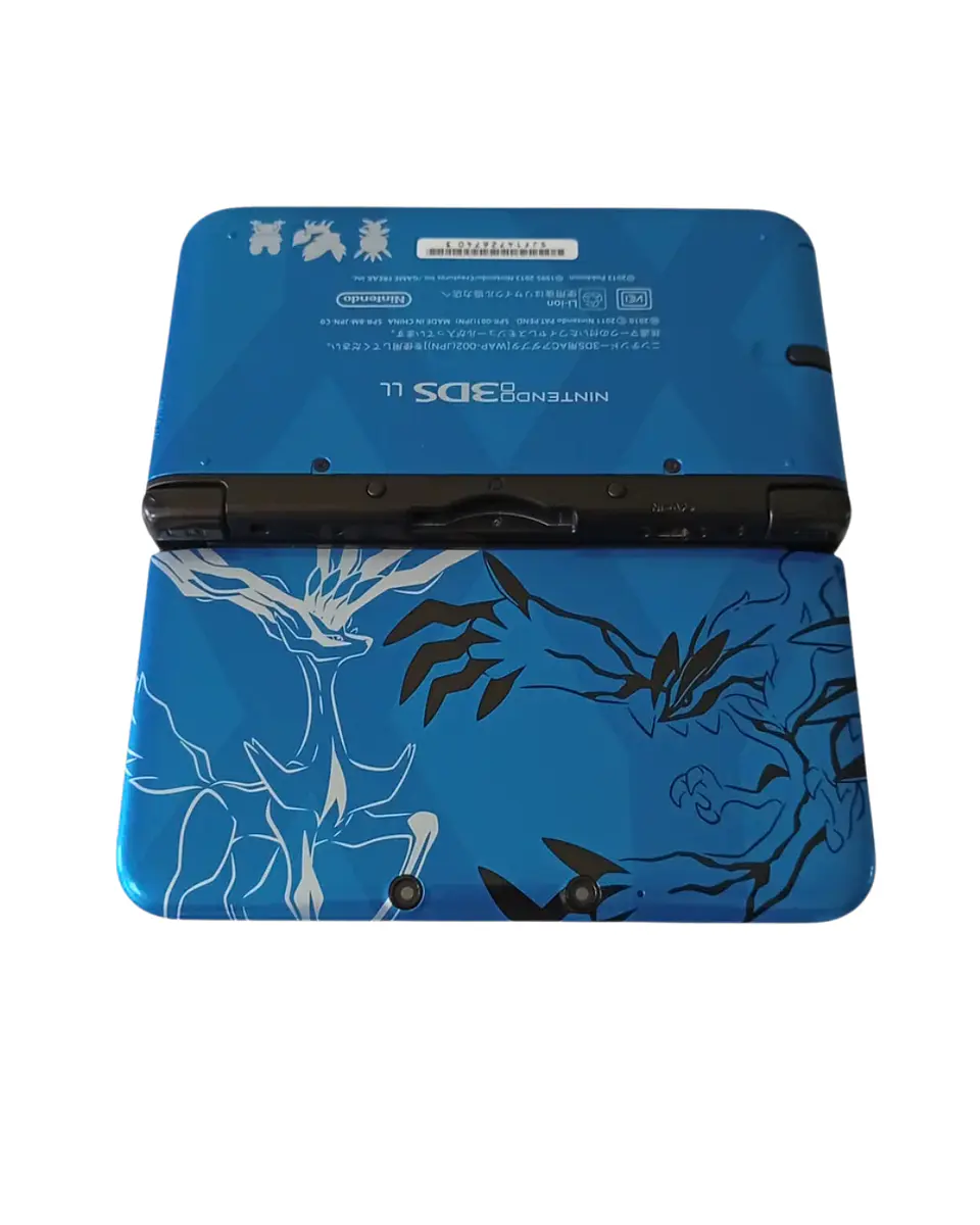 Nintendo 3DS XL (Old) Edición Especial Pokémon X & Y – Consola Liberada 1