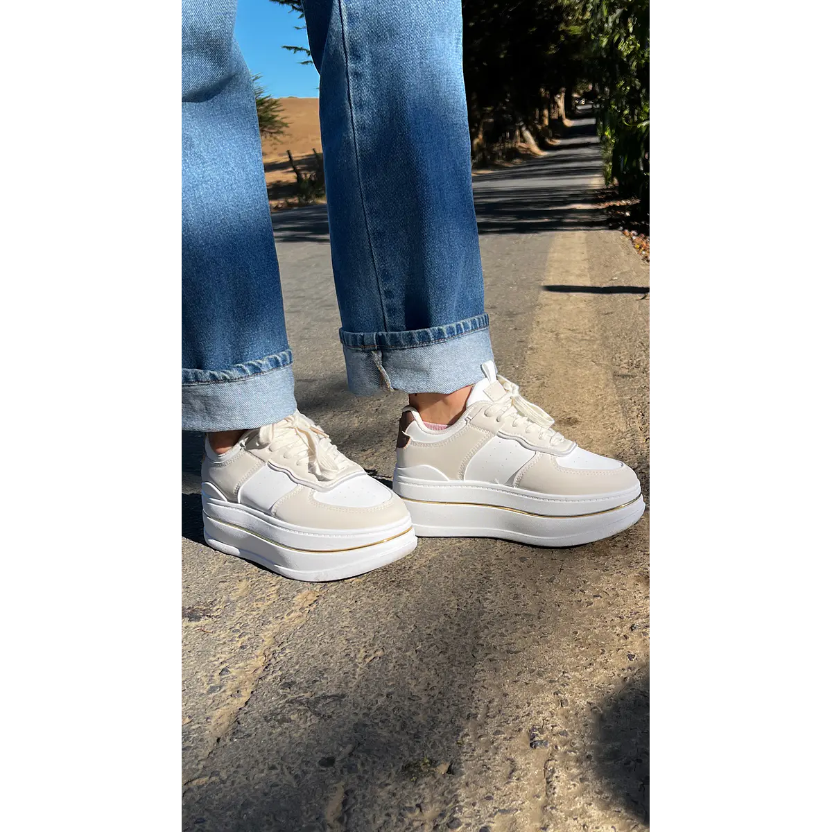 OFERTA BROWN SNEAKERS
