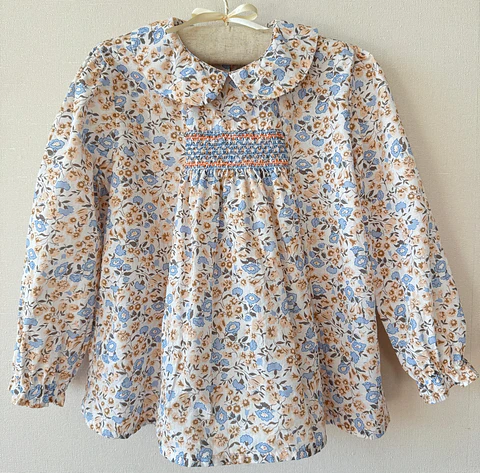 Blusa floreada