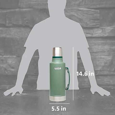 Botella Stanley Clásica Legendary  | 2 QT Hammertone Green