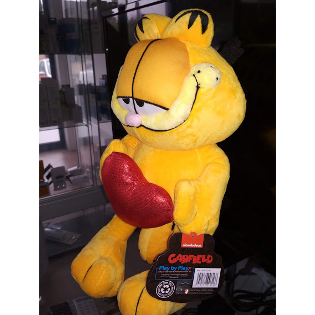 Play by play Garfield : Peluche Garfield assis 30 cm