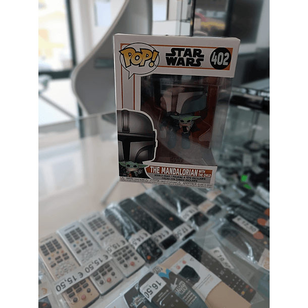 POP! Star Wars The Mandalorian with the child 402  4