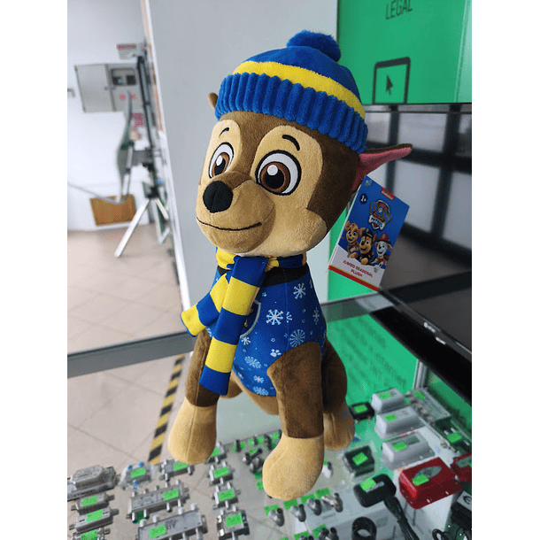 Peluche Patrulha Pata Chase de Inverno 45cm sentado 2