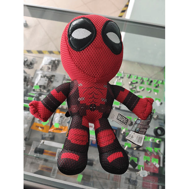 Peluche Marvel Deadpool Braços Abertos 30cm 7