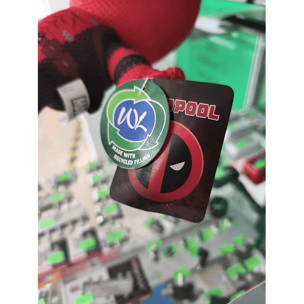 Peluche Marvel Deadpool Braços Abertos 30cm 8