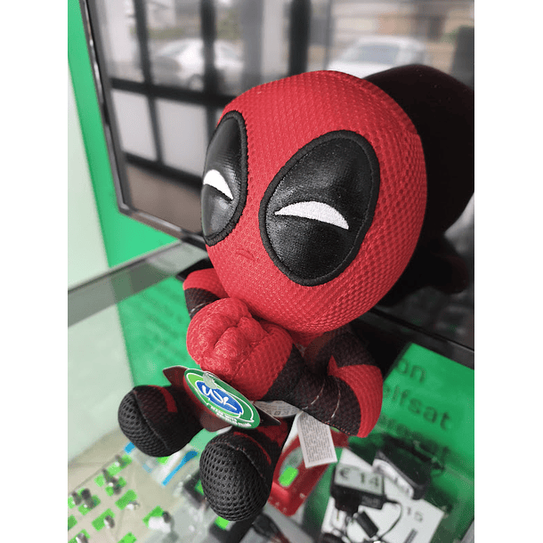 Peluche Marvel Deadpool Crente 30cm 2