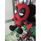 Peluche Marvel Deadpool Pensativo 30cm 3