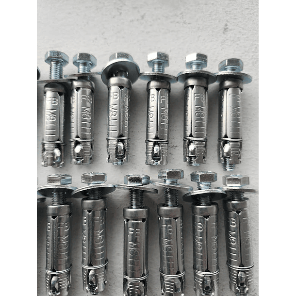 20 x Daxis Bucha metálica M8 (0.45€/UND) 3