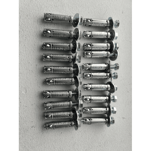 20 x Daxis Bucha metálica M8 (0.45€/UND) 4