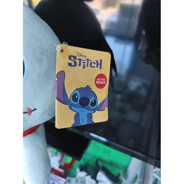 Peluche Scrumpy Stitch 35/30cm 8