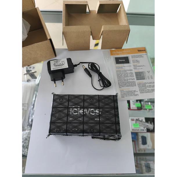 Televes Switch Ethernet L2, sem Gestão 8 portas, 10/100/1000 Mbps 768111 8