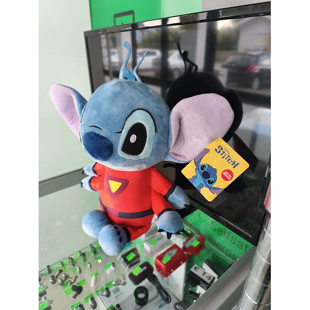 Peluche Stitch Iconic Alien 30cm 4