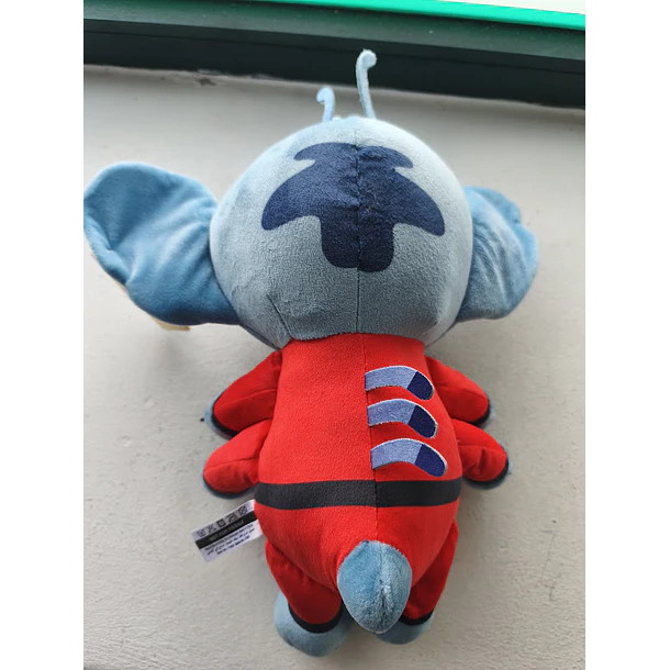Peluche Stitch Iconic Alien 30cm 9