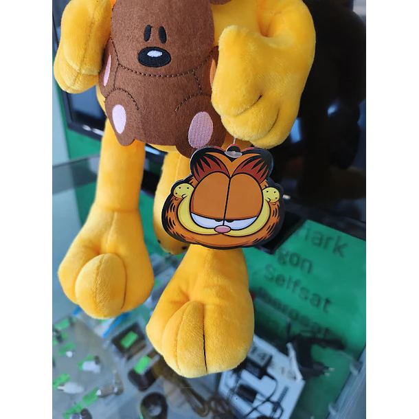 Peluche Famosa Garfield + Pookie 36cm 3