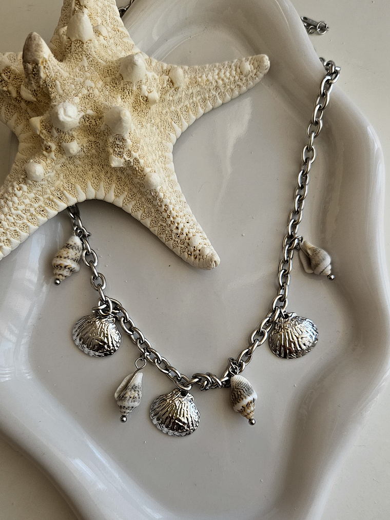 Chocker conchitas silver 1