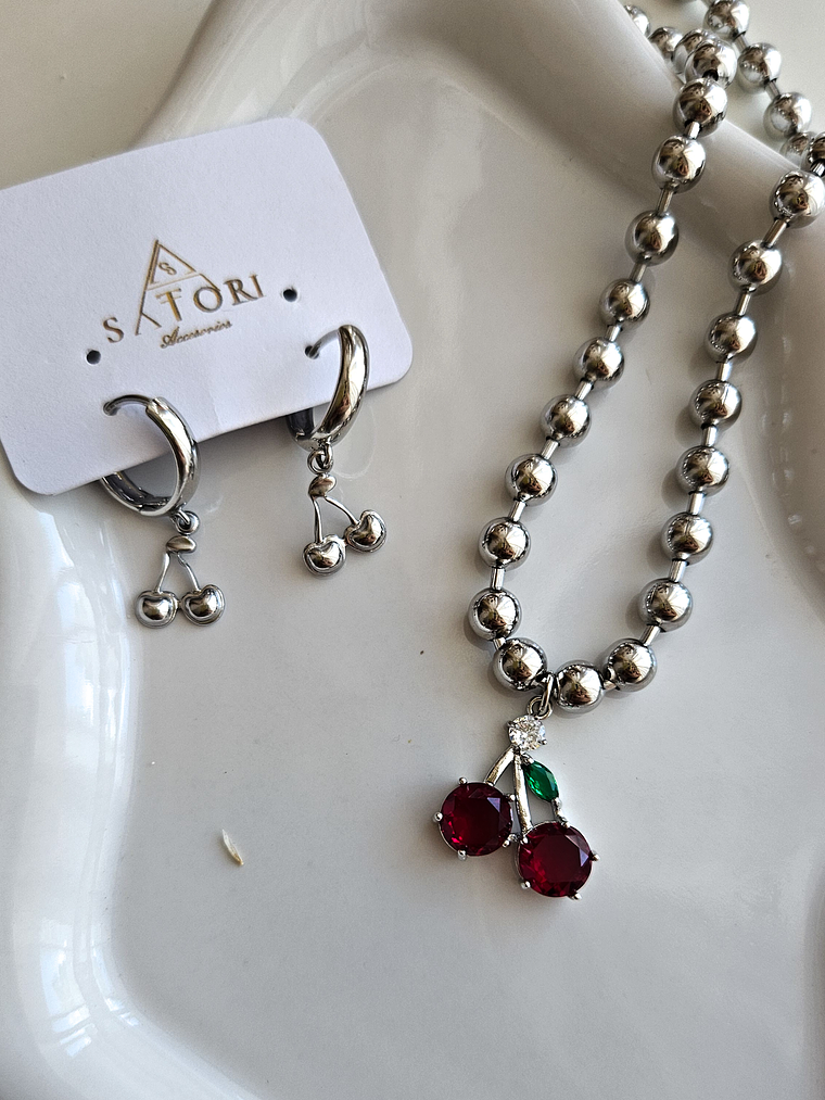 Collar cereza silver 1