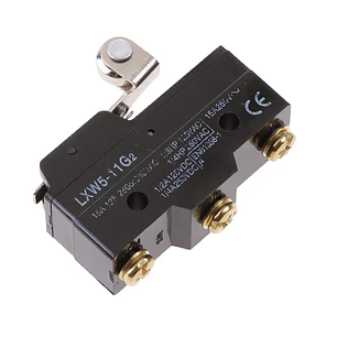 Micro Switch Final de Carrera LXW5-11G2  Palanca Corta con Roldana