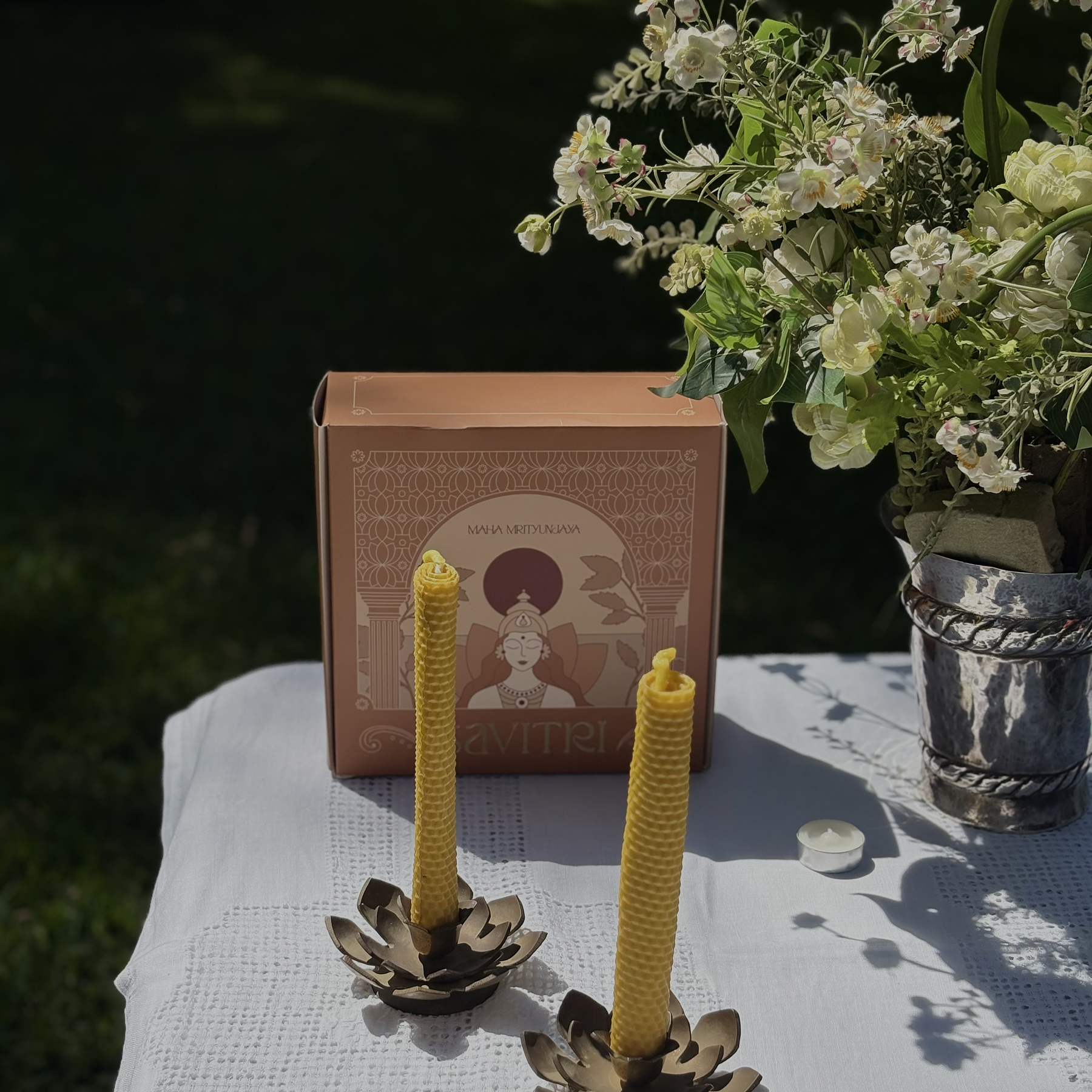 Vela de cera de abeja en lámina 1