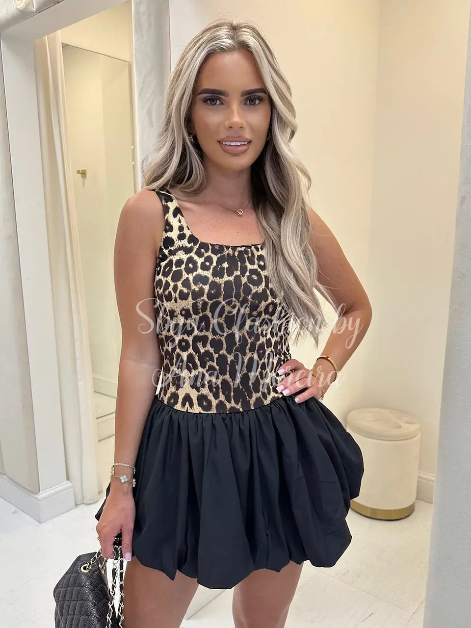 Vestido Leopardo com Saia Preta Balão 7