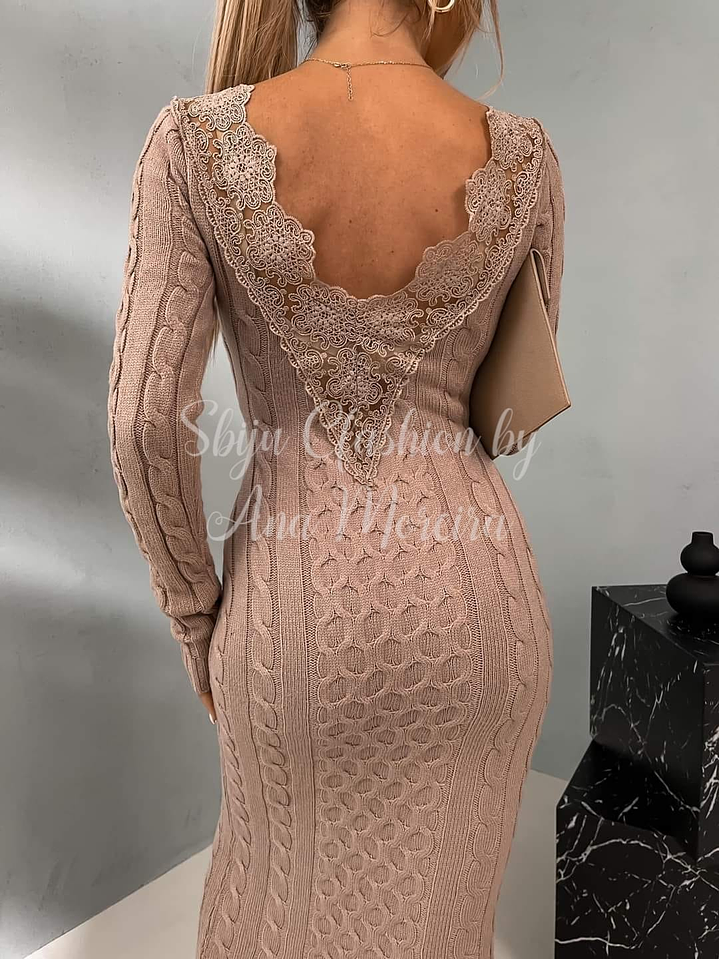 Vestido de Malha com Decote em Renda 1