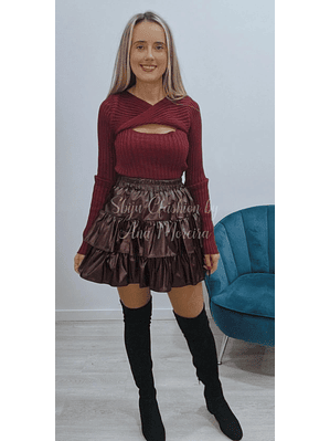 Saia em Ecopele com Folhos Bordô