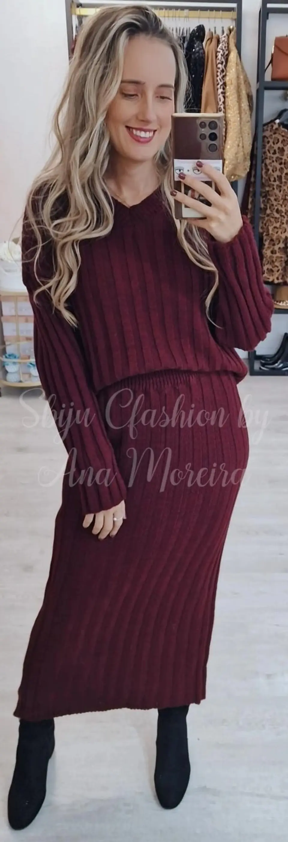 Conjunto de Malha com Saia Midi - TU 8