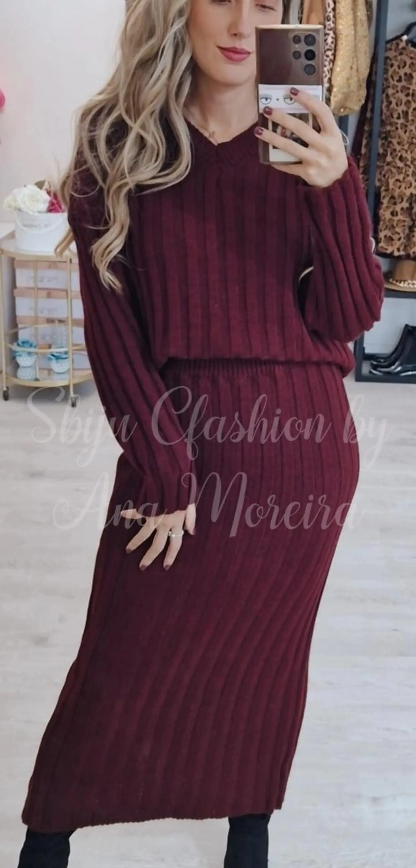 Conjunto de Malha com Saia Midi - TU 9