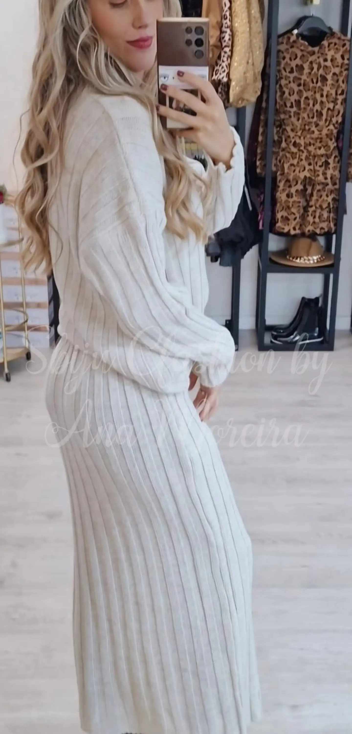 Conjunto de Malha com Saia Midi - TU 6