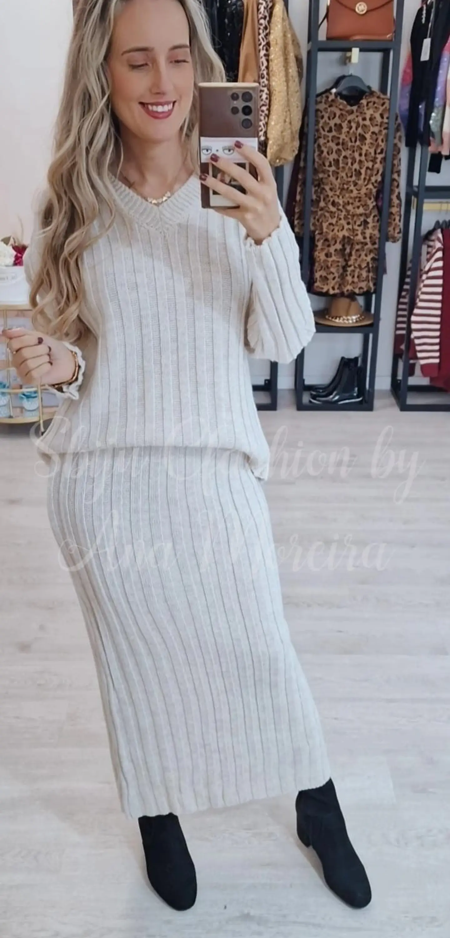 Conjunto de Malha com Saia Midi - TU 5