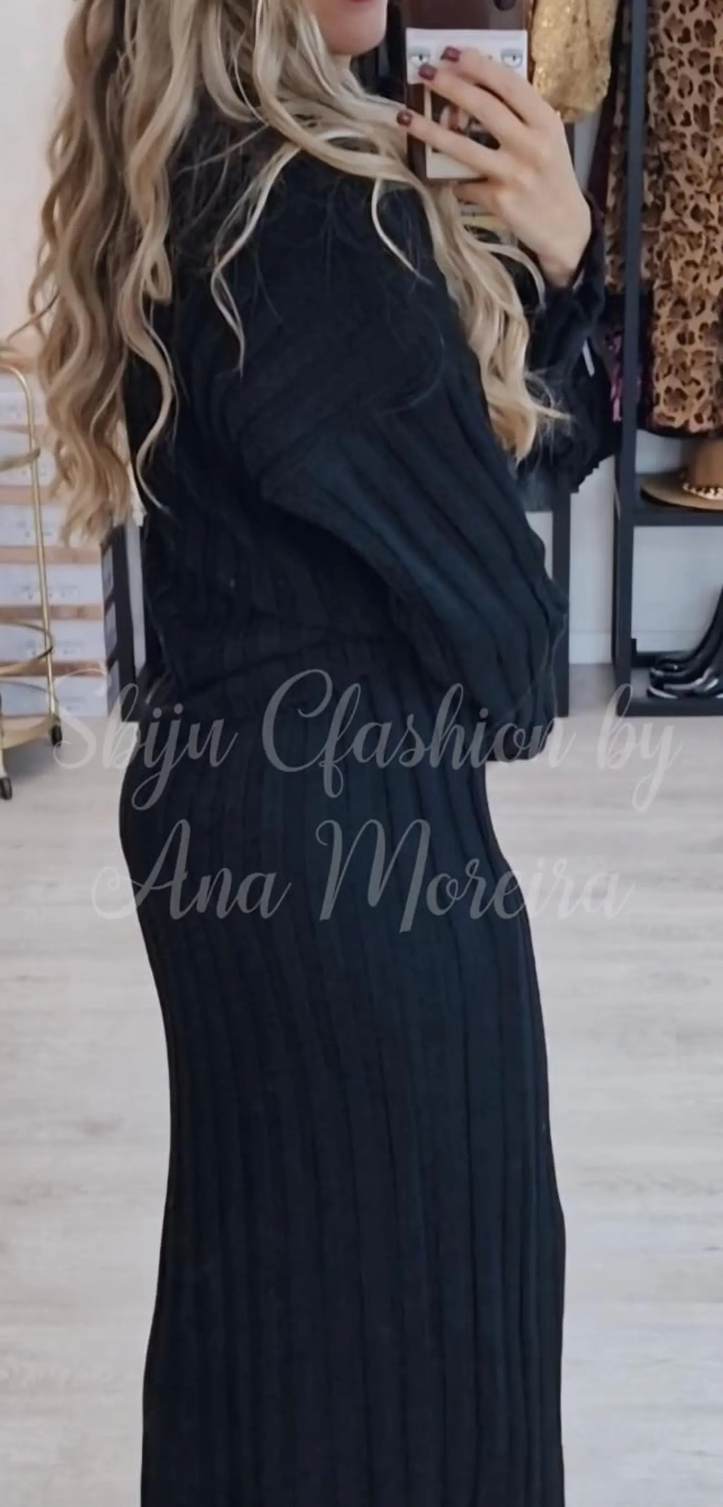 Conjunto de Malha com Saia Midi - TU 3