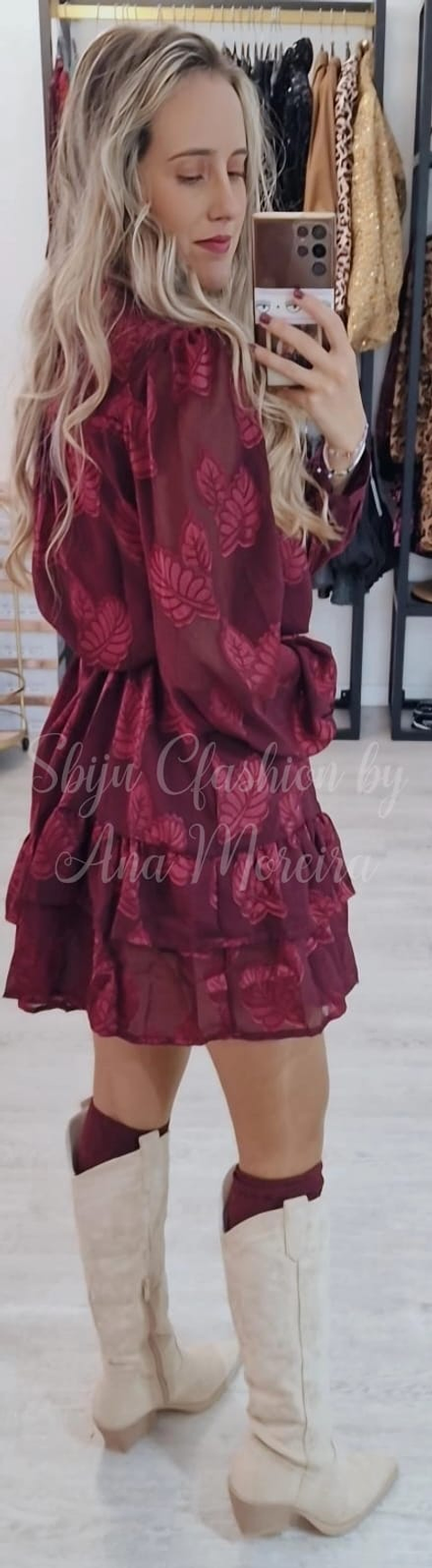 Vestido com Folho e Cinto