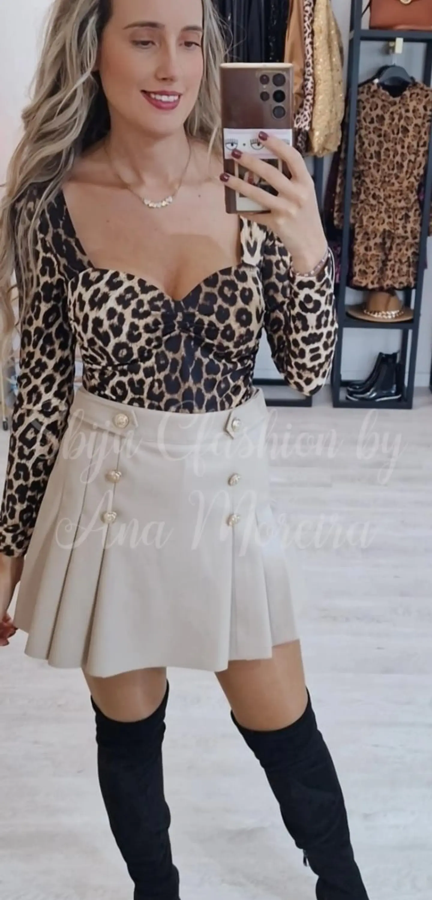 Saia-Calção em Ecopele Bege 1