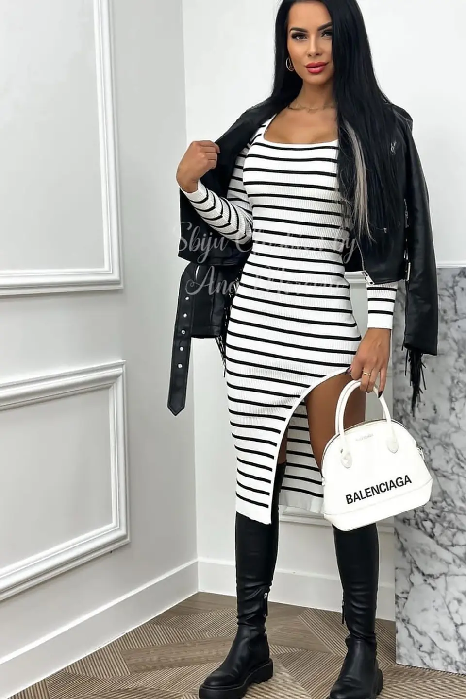 Vestido Midi às Riscas com Racha - TU 1