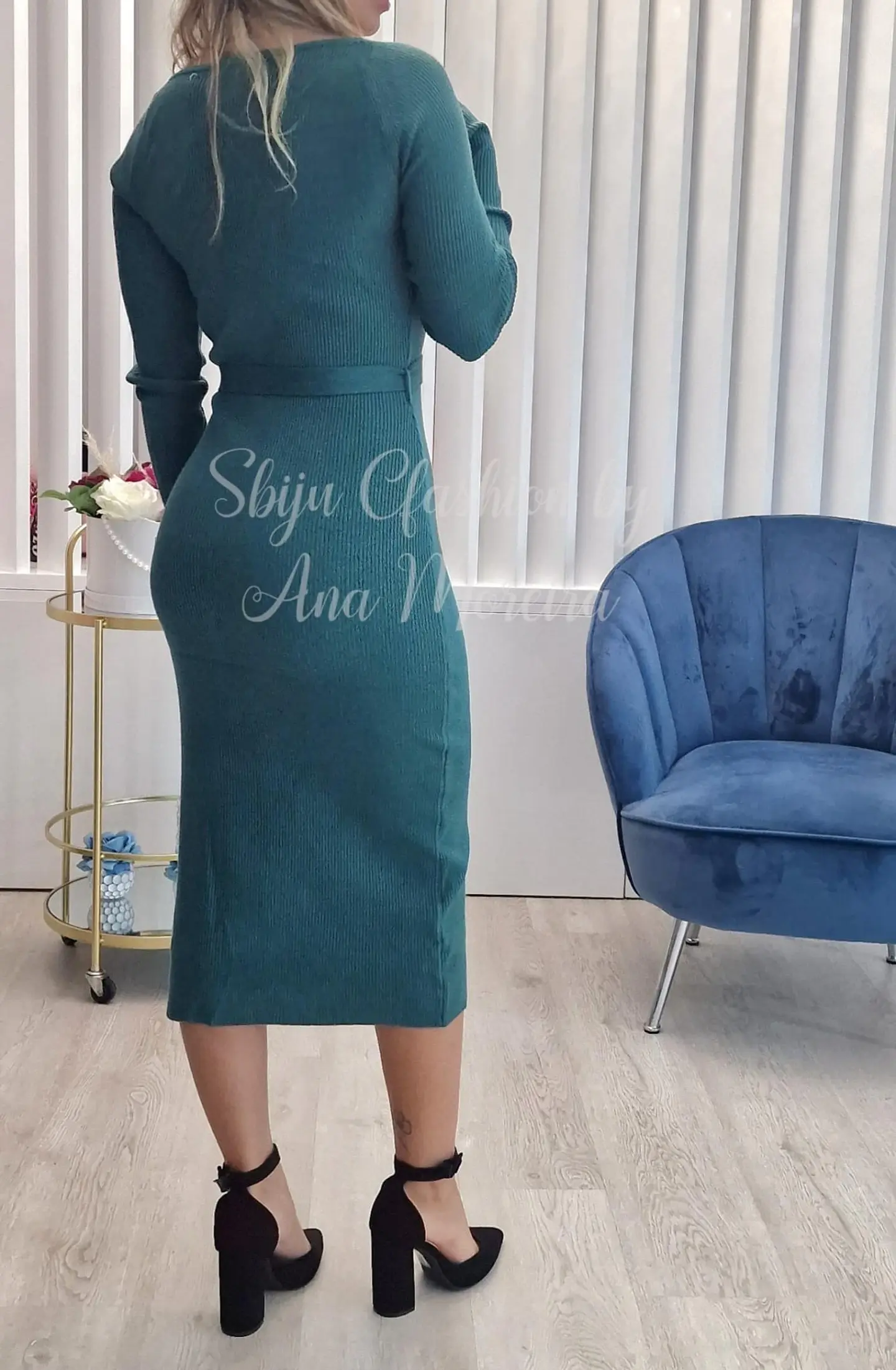 Vestido de Malha Midi com Cinto - TU 8