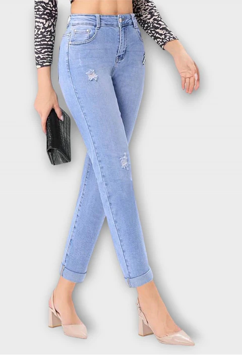 Calça ganga com detalhe brilhante 