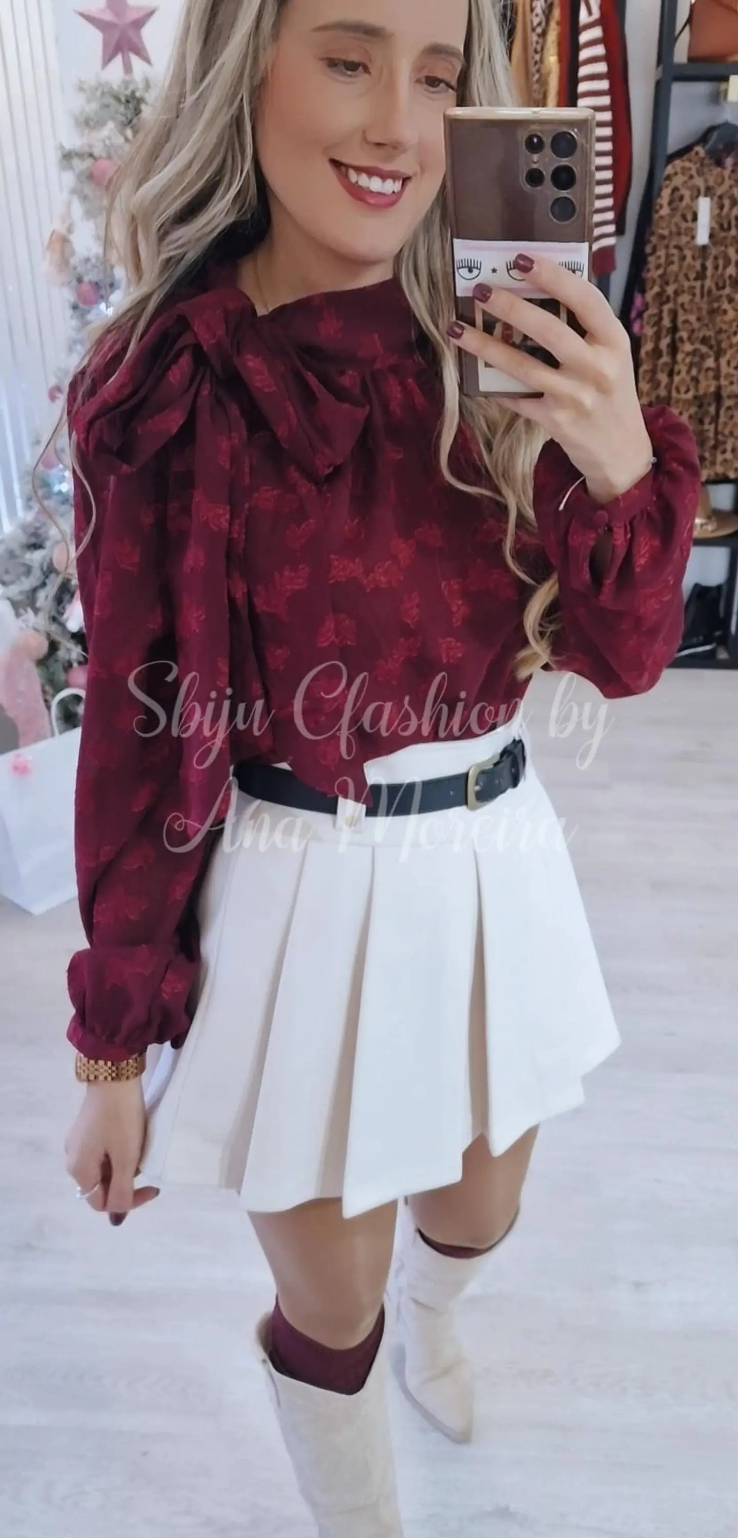 Blusa Bordô com Detalhe de Laço no Pescoço 6