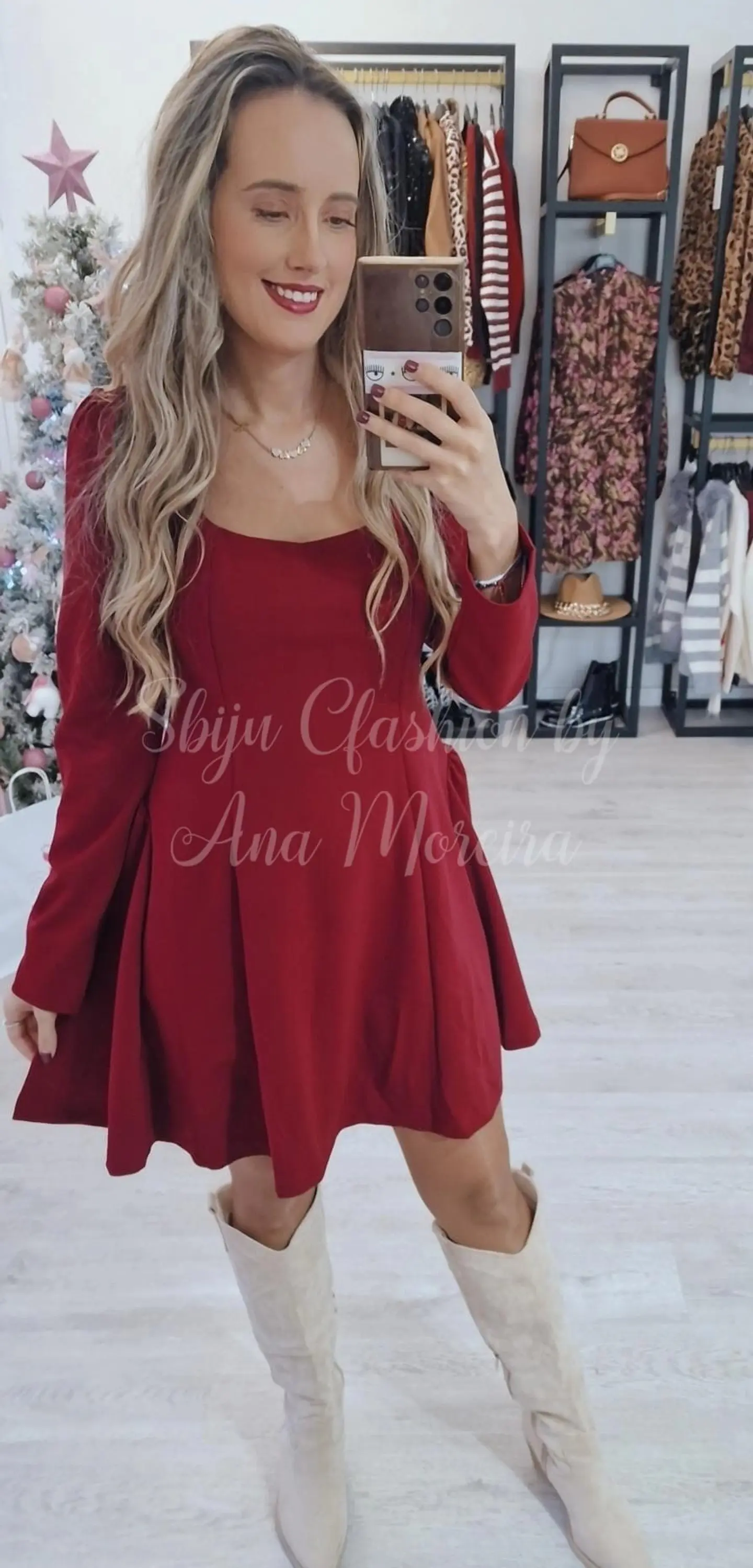 Vestido com Decote Quadrado Mochy 1