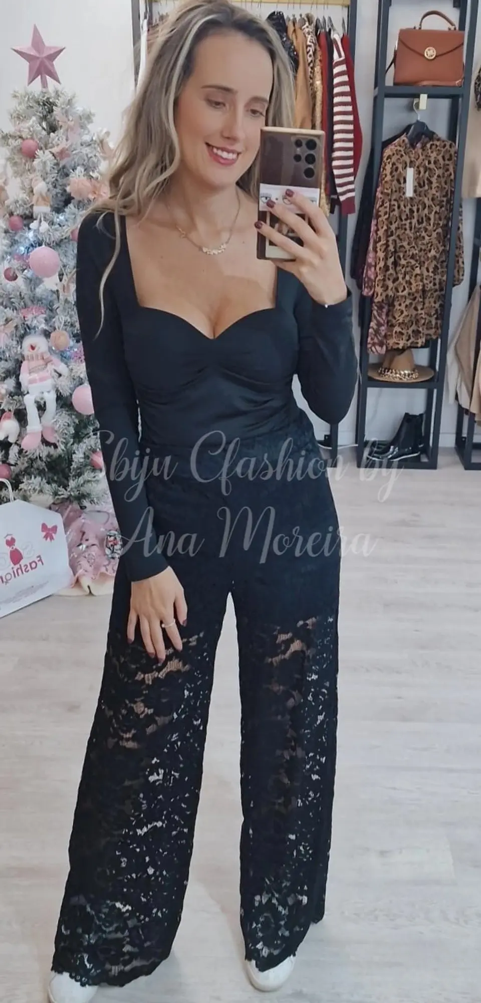 Calça larga em renda 1