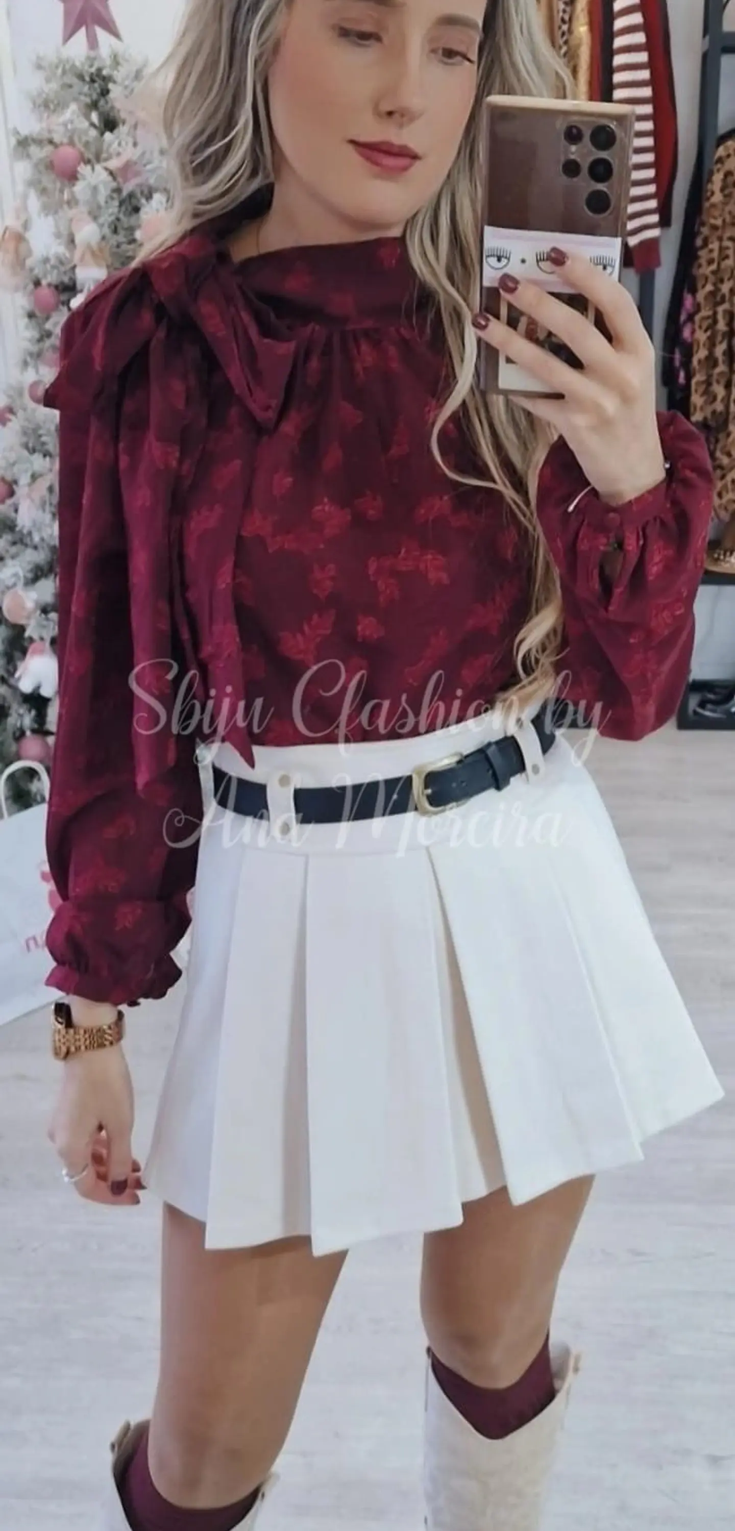 Blusa Bordô com Detalhe de Laço no Pescoço 2