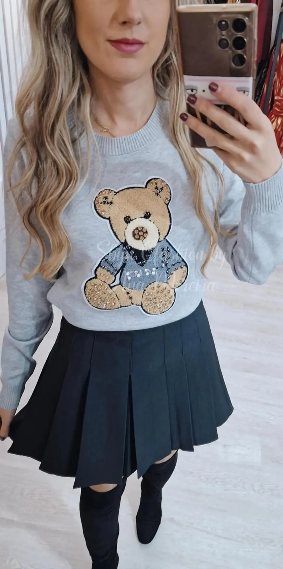 Camisola Cinzenta com Detalhe de Urso 2