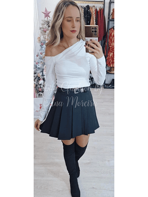 Saia-Calção com Pregas e Cinto Incluído