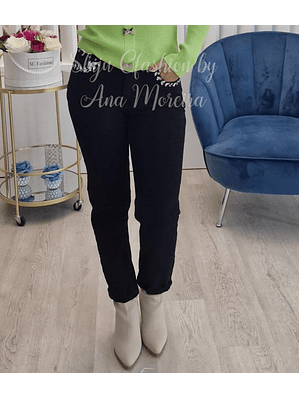 Calça Preta Queen Hearts com Detalhe de Brilhantes nos Bolsos