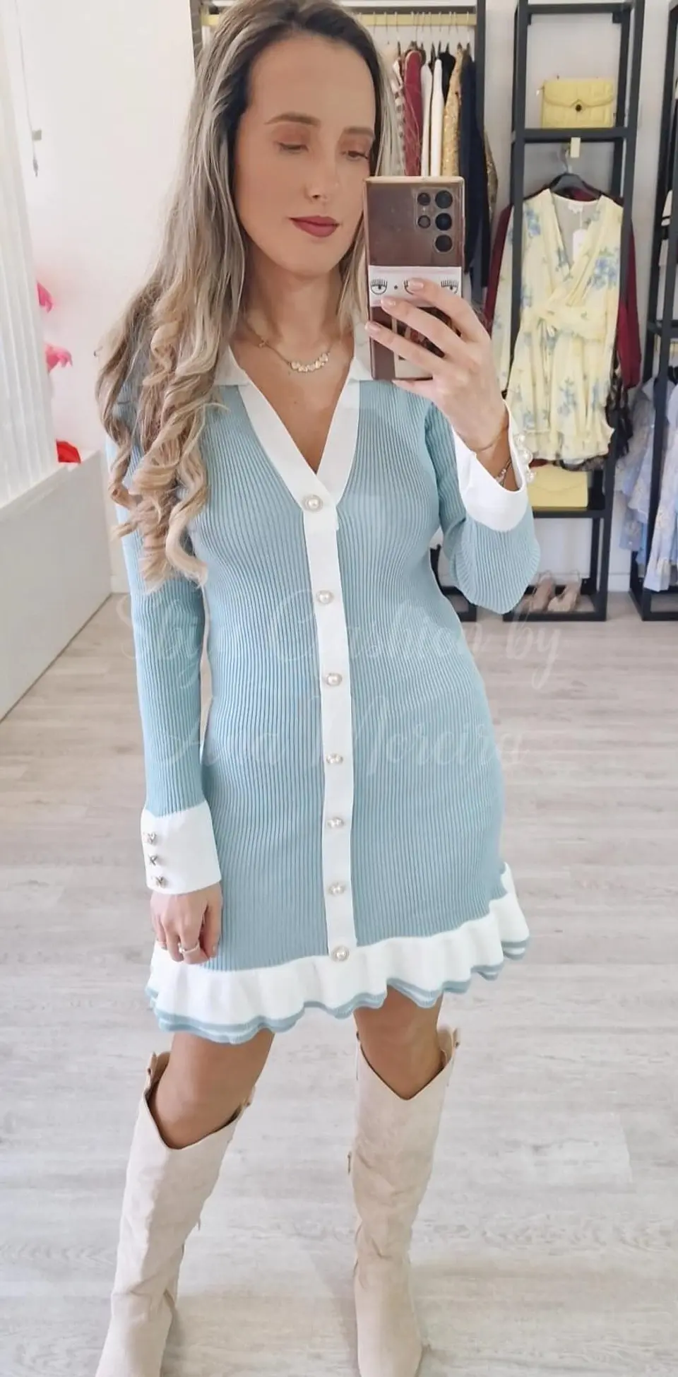 Vestido de Malha com Folho e Botões 4